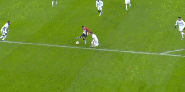 意媒：安古伊萨仅出现肌肉紧张并未受伤，预计休战10天