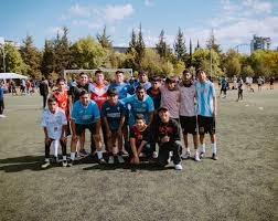 曼城同样对萨维尼奥的潜在离队情况表现出浓厚兴趣。@FabrizioRomano 来源：Madrid Zone🚨 去年夏天巴黎圣日耳曼曾密切关注罗德里戈，以防布拉德利·巴尔科拉离队。